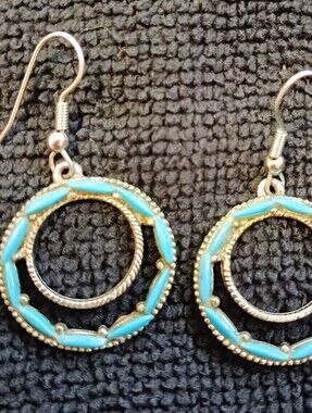 Earrings - Women Jewelry, Set Of 5 Eartings With Backings.